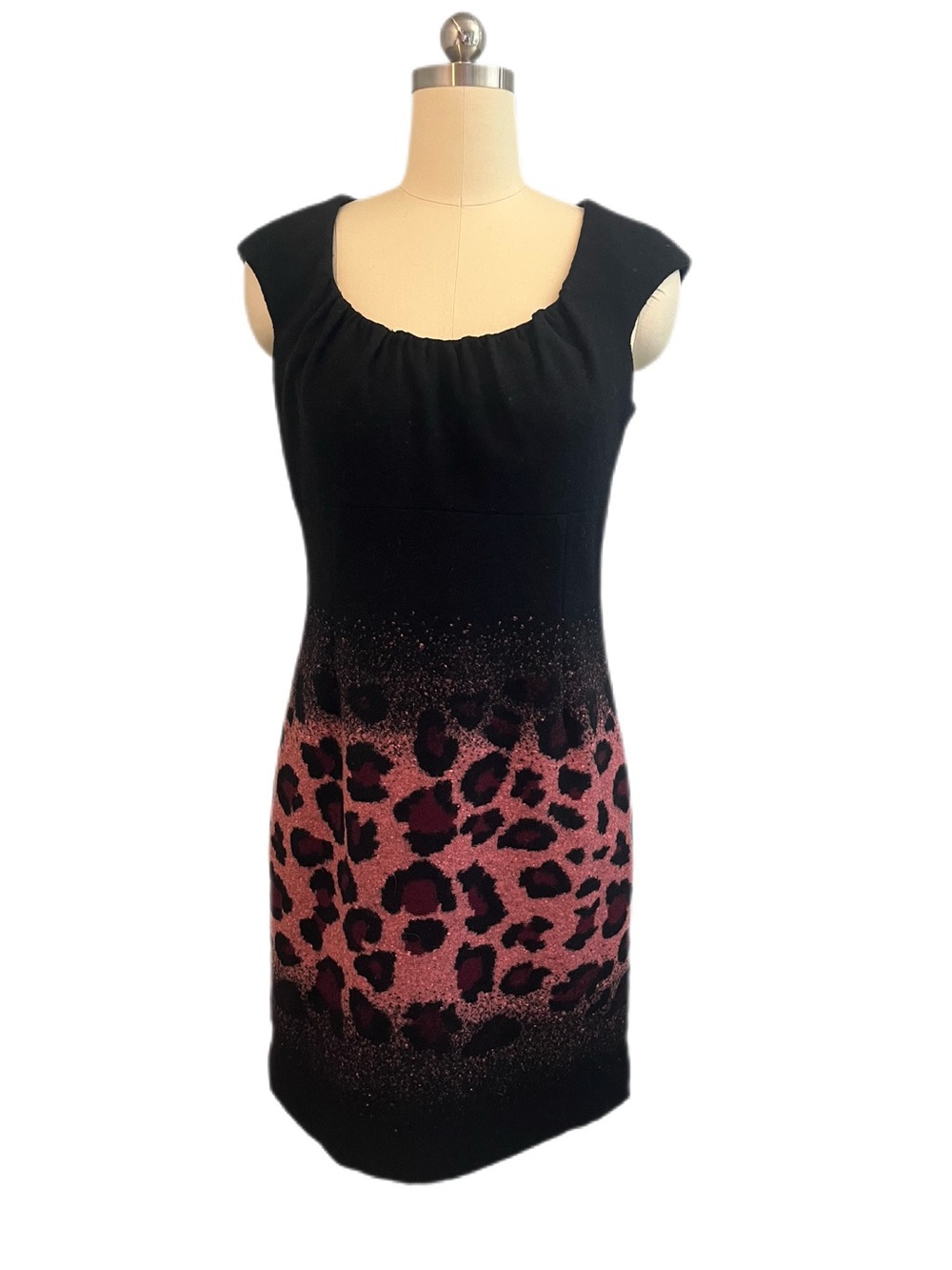 Vintage Etcetera Black and Pink Leopard Border Cap Sleeve Dress